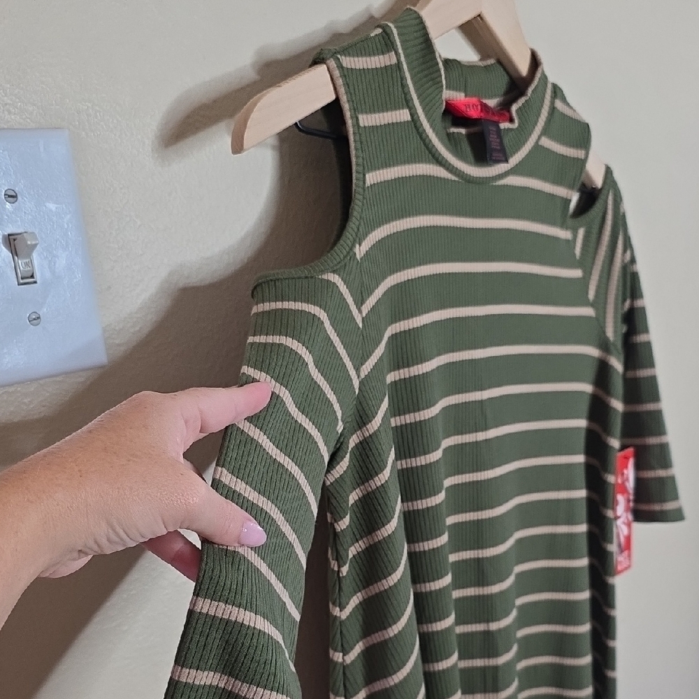 Hot Kiss Cold Shoulder Dress Olive Stripe Ribbed Bodycon Women’s Size Large Y2K - Picture 6 of 10